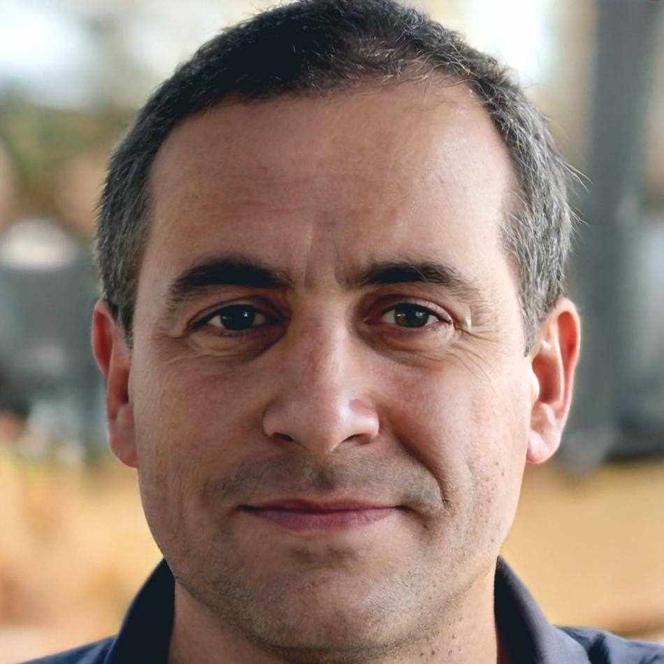 Retrato profesional de Brais Loureiro